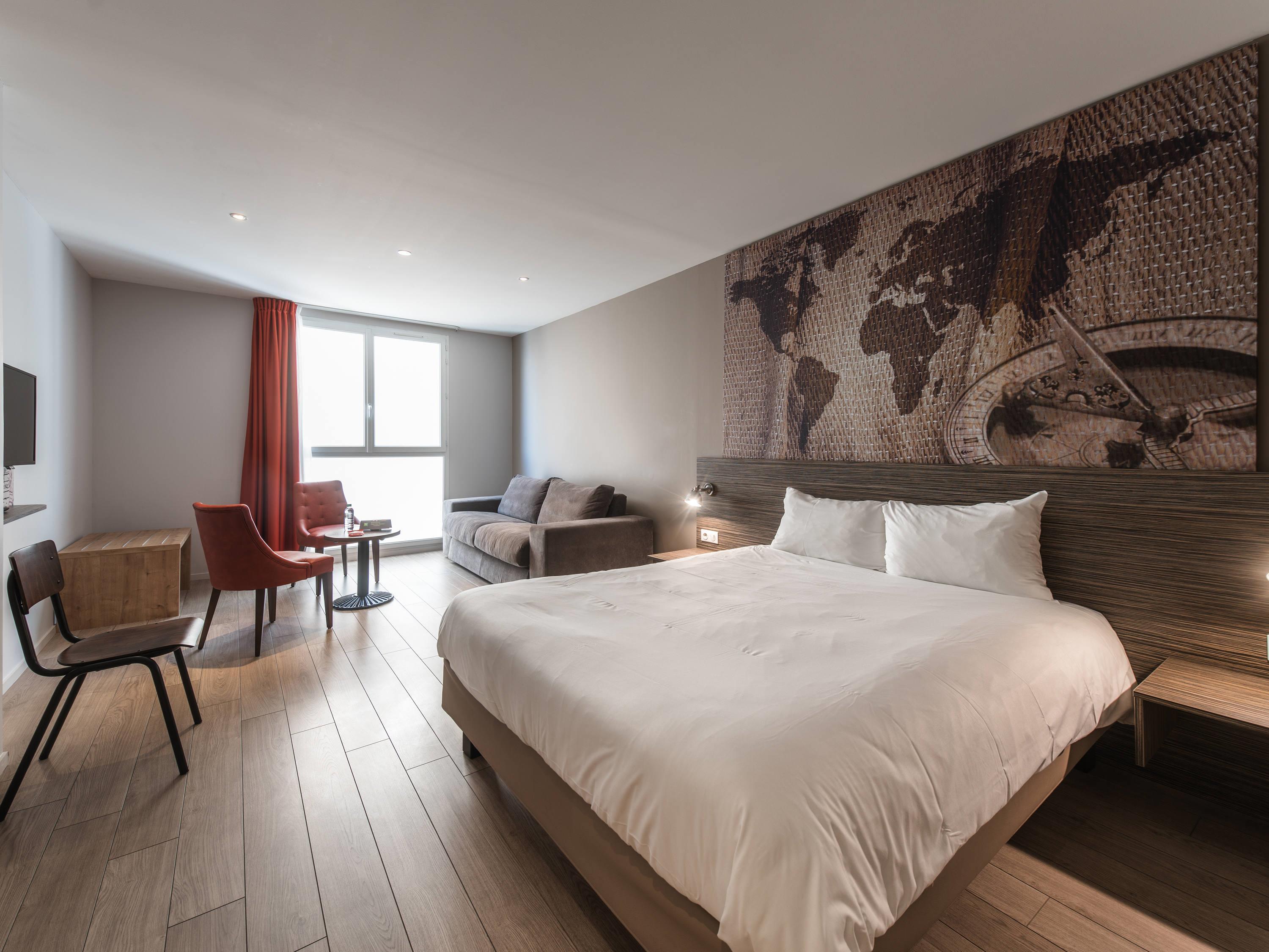 Ibis Styles Hy - Tap to explore photos