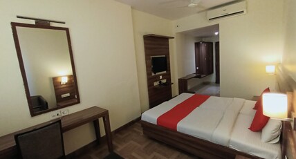 Hotel Rajvikas Residency Room Type - Deluxe Double Room