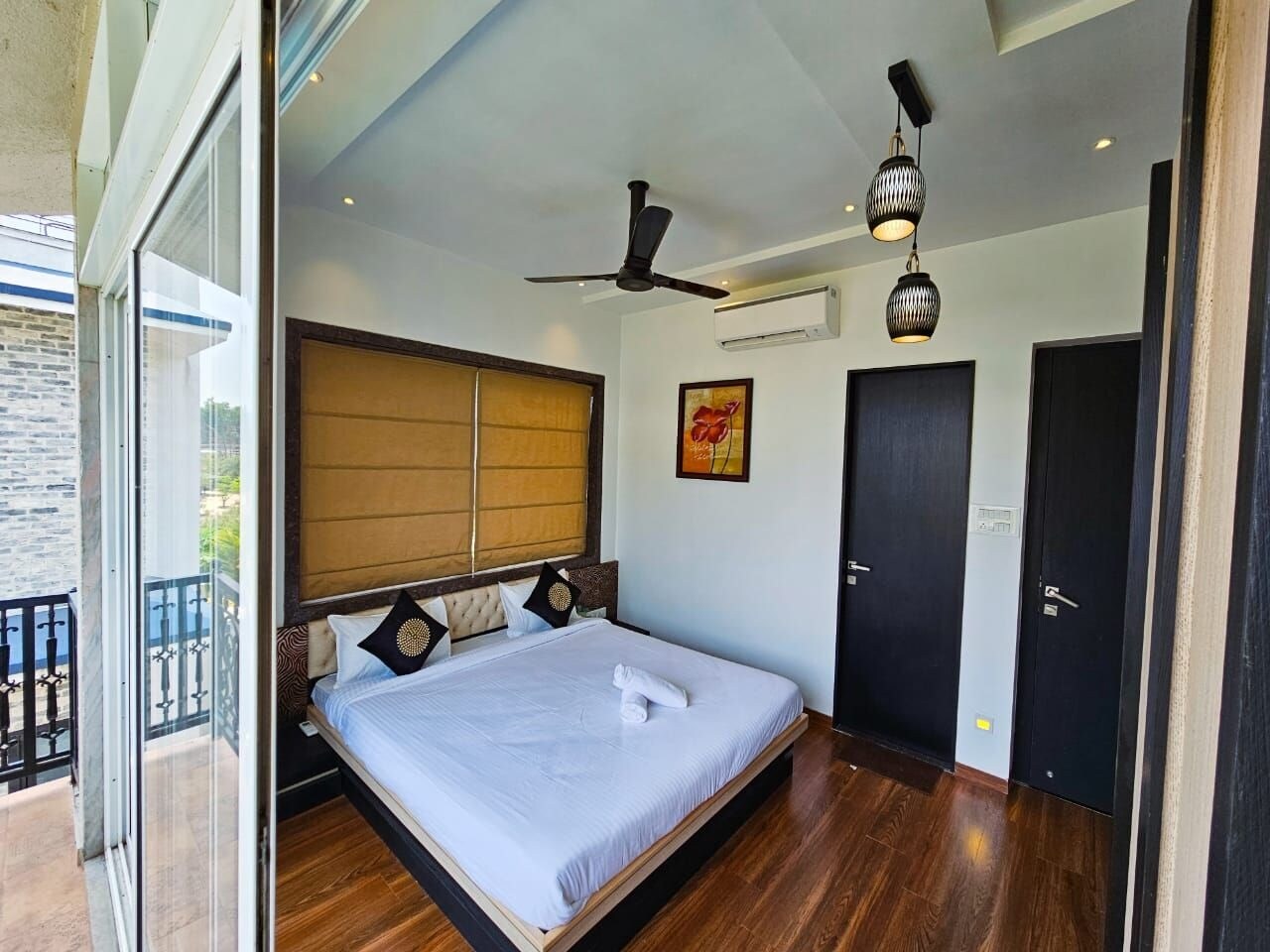 Xo Chalet Lonavala 4BHK Villa With Pvt Pool - Tap to explore photos