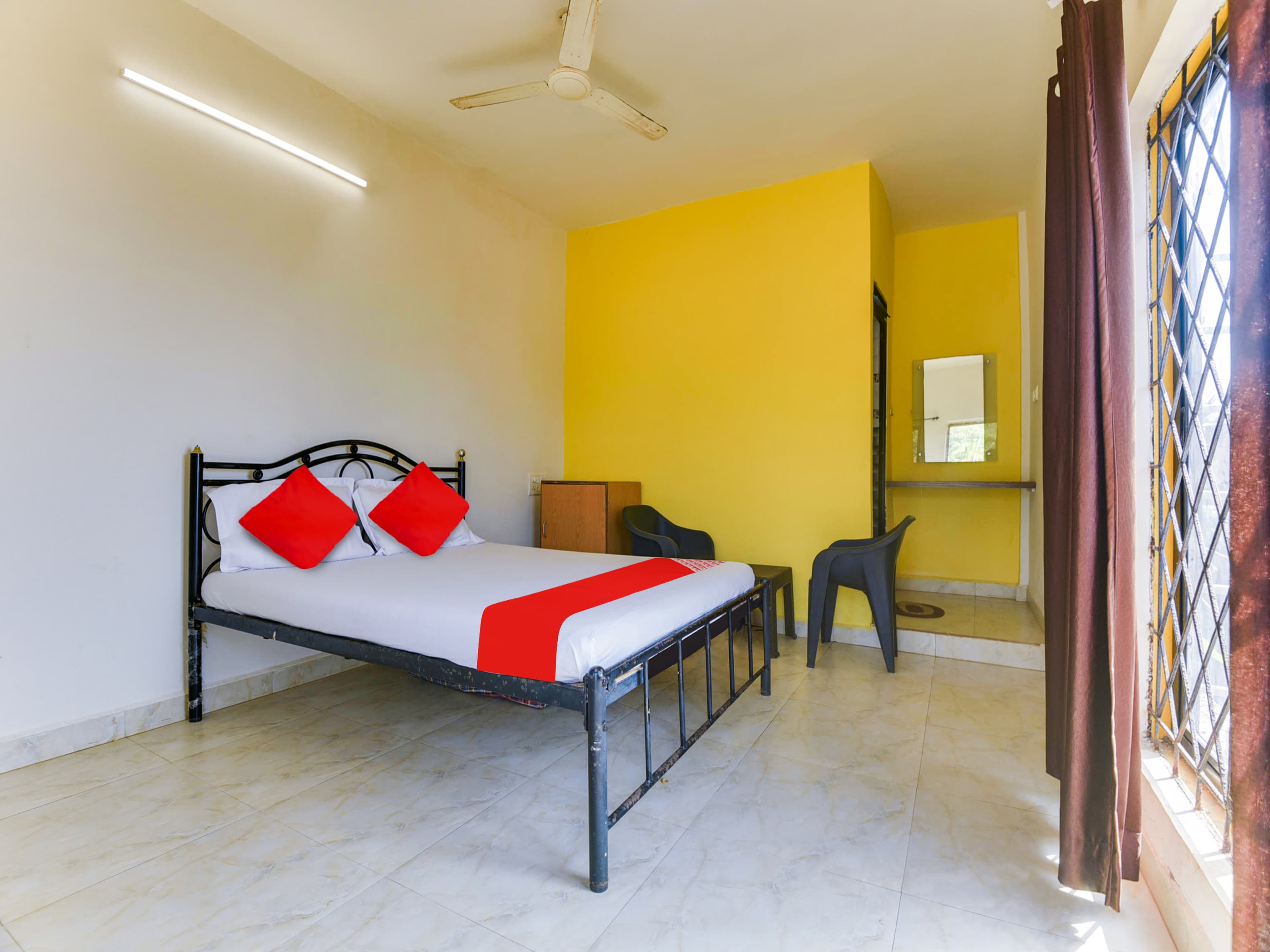 Hotel O Madan Motels - Tap to explore photos