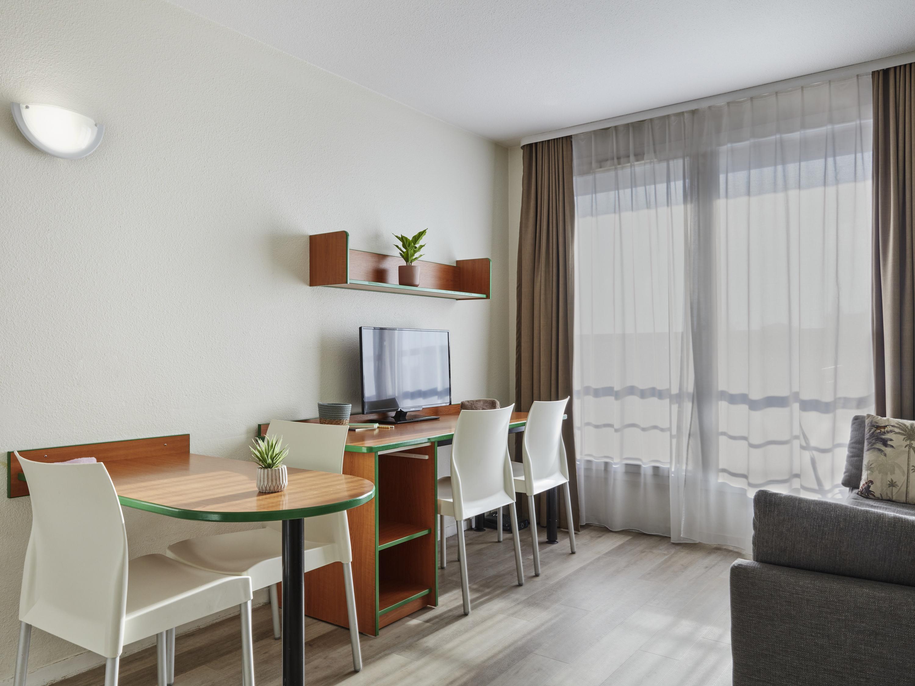 Aparthotel Adagio Access Bordeaux Rodesse - Tap to explore photos