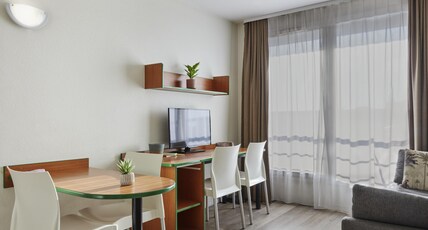Aparthotel Adagio Access Bordeaux Rodesse Room Type - One-bedroom apartment for 4 people Aparthotel Adagio Access Bordeaux Rodesse Room Type - One-bedroom apartment for 4 people