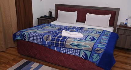 Monal Bhimtal Room Type - Super Deluxe with Hill View Room