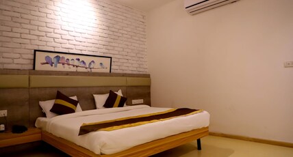 HOTEL ABINAND GRAND Room Type - Executive Room