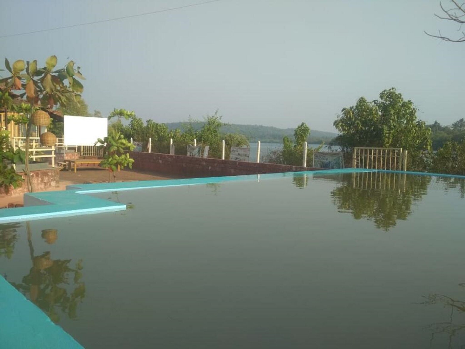 Neelkranti Backwater Guest House - Tap to explore photos