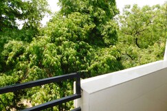 Sita comforts by Goaorund Homes