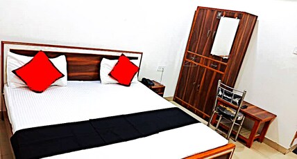 The Sun City Hotel & Banquet Hall Room Type - Standard Room