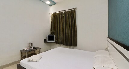 Ashamukti Hotel Room Type - Second Floor Deluxe Room