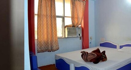 Hotel Shri Radha Room Type - Luxury AC