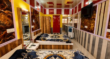 Jaan Hotel and Restaurant Room Type - Family room 9 Jaan Hotel and Restaurant Room Type - Family room 9