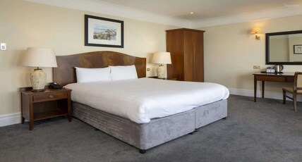Bournemouth Carlton Hotel By Sunday Room Type - Classic Double room