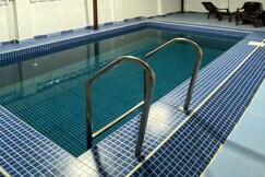 RED0 Relaxing Modern 3BHK Villa With Swimming Pool