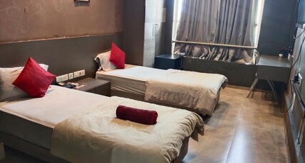 Stanza Luxurios Stay Room Type - Deluxe Twin Room