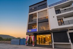 FabHotel Prime The Ballroom - Near GD Goenka University