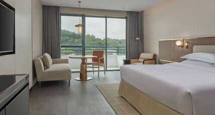 Hilton Guangzhou Science City Room Type - PREMIUM KING ROOM