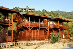 Hotel Aranya Virasat, Pangot, Nainital