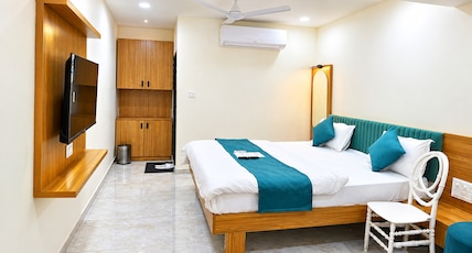 Hotel Daily Stay Room Type - Deluxe Room