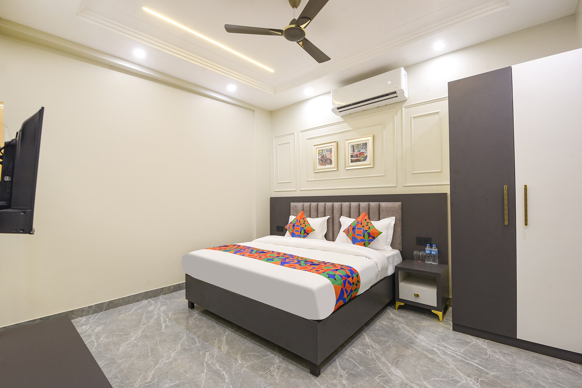 FabHotel Eminence - Tap to explore photos