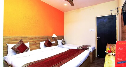 Hotel RB INTERNATIONAL Room Type - SUPER DELUXE
