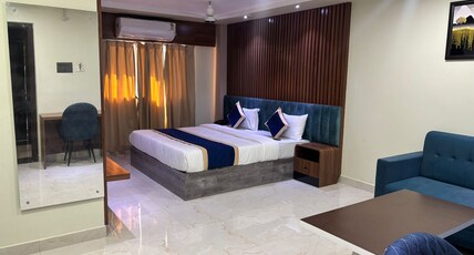 Hotel Kedar Hill Room Type - Premium Room - AC
