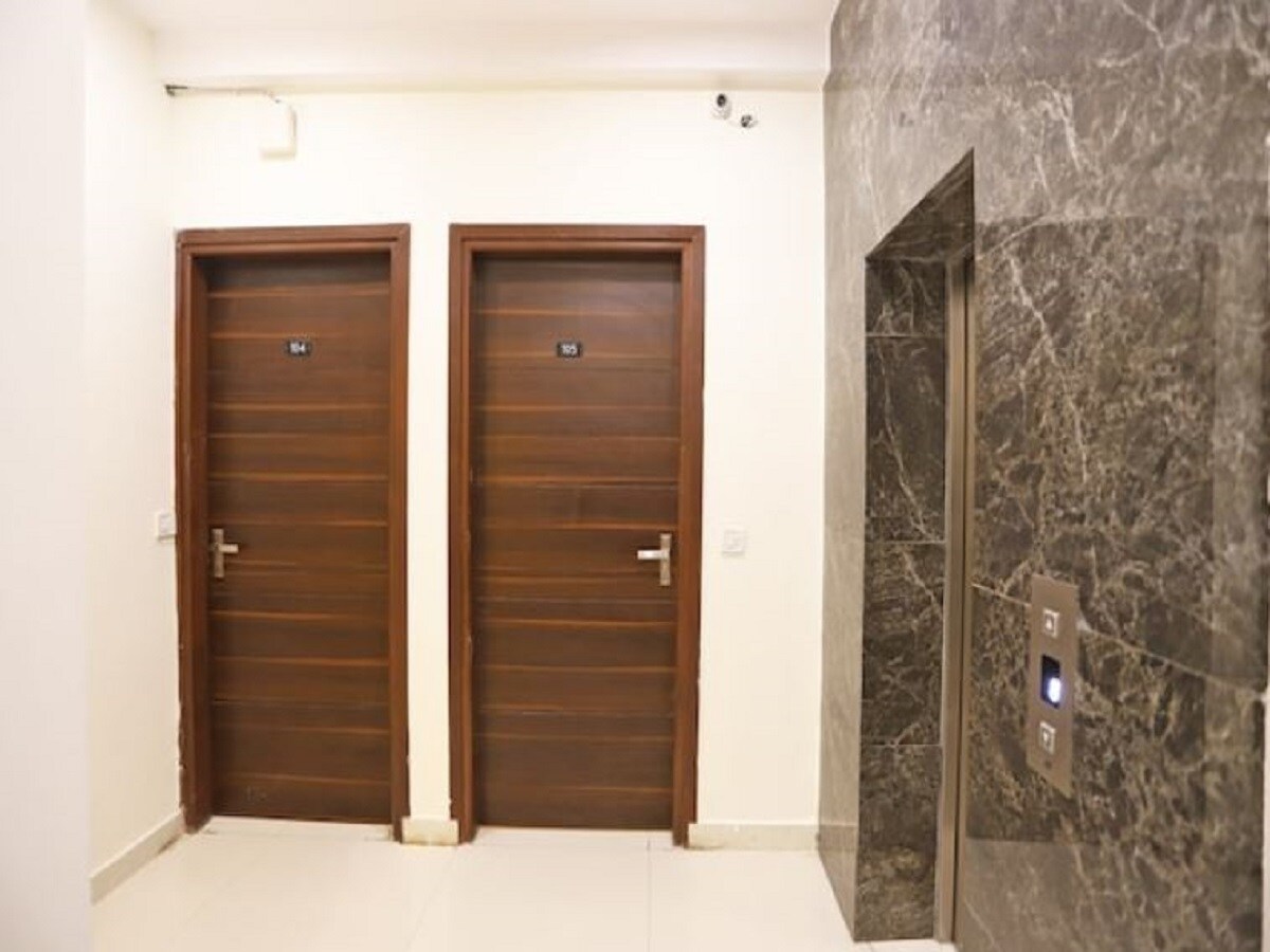 Hotel Dev Palace Dwarka - Tap to explore photos