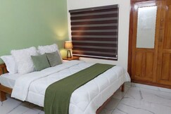 VAR Vista Haus 2 AC 2BHK 9 Min to Cliff Beach