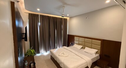 Kairavi Rishikesh Room Type - Suite with Living Area and Balcony