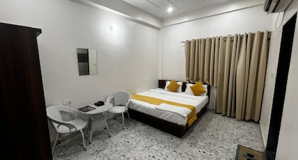 Vrinda Sarovar (800 mtr from Mathura Railway Station) Room Type - Deluxe Double room Vrinda Sarovar (800 mtr from Mathura Railway Station) Room Type - Deluxe Double room