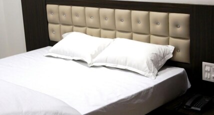 Galaxy hotel Room Type - NON AC ROOM