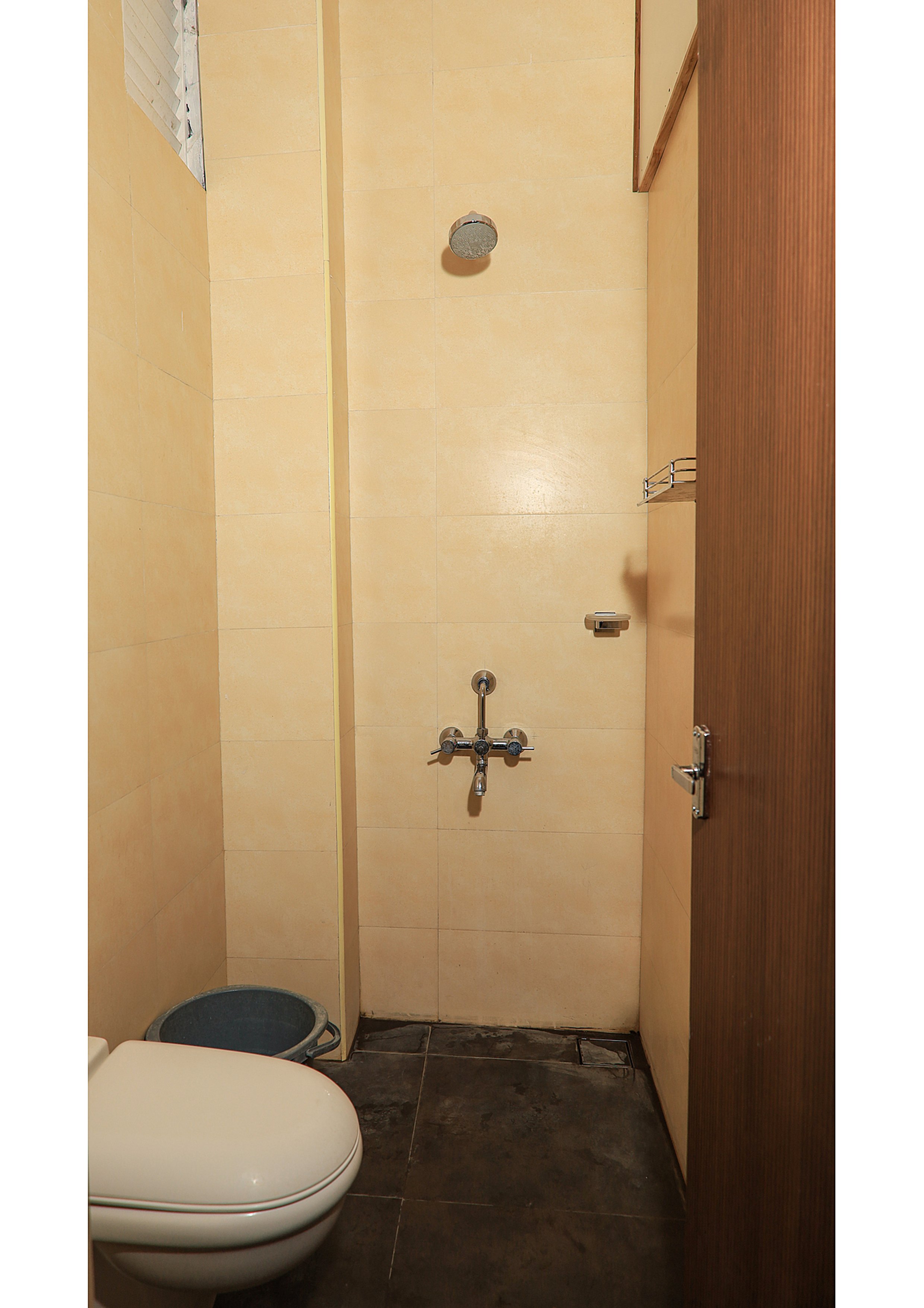 Aiswarya Kings inn - Tap to explore photos