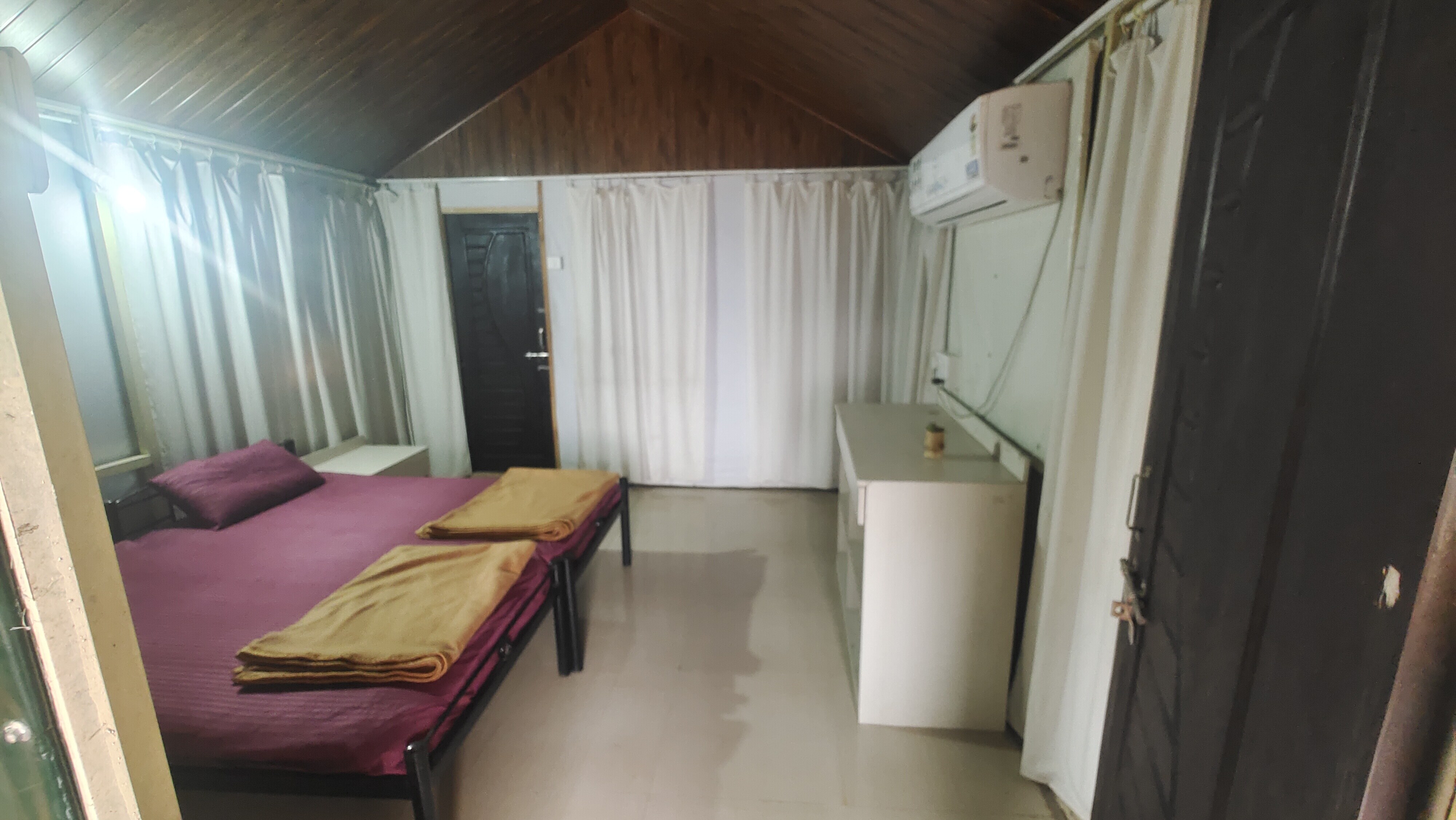 Panshet Valley Suites - Tap to explore photos