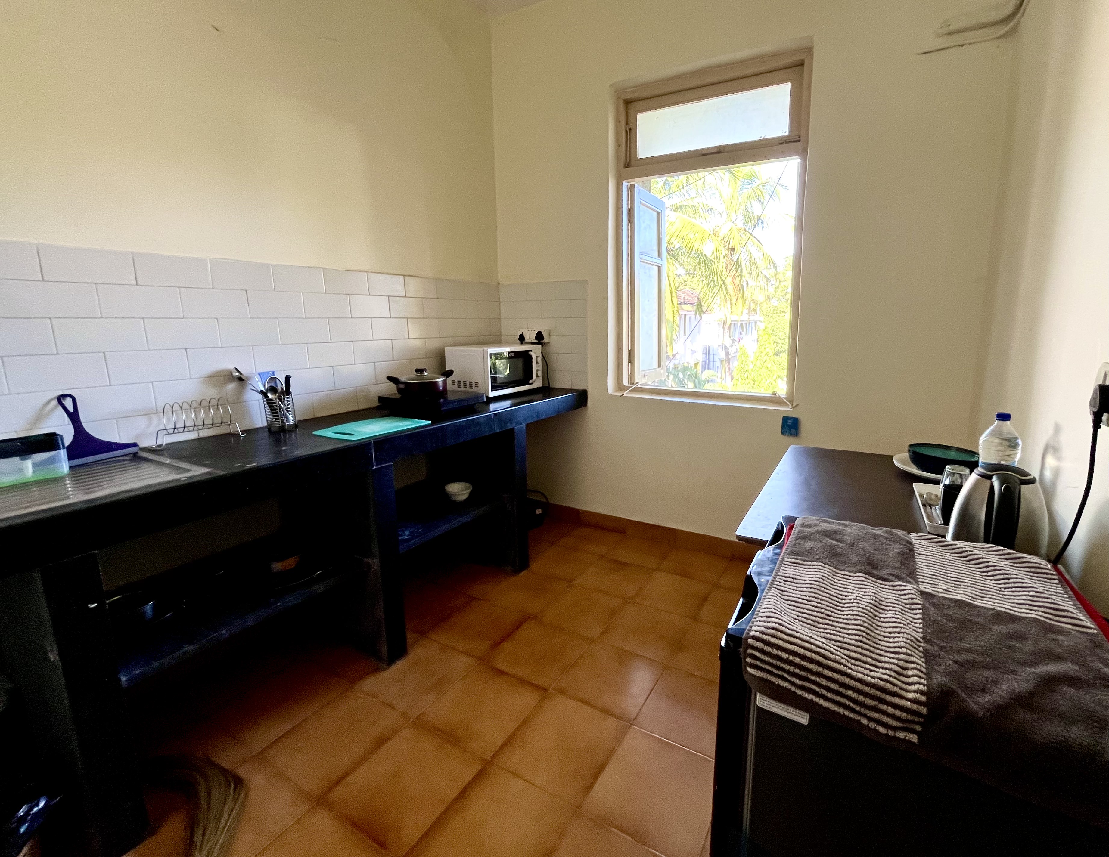 Nestin'Goa - One Bedroom Apartment - Tap to explore photos