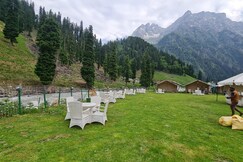 Golden medows camping resort