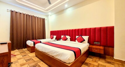 Hotel Grand Sharon Room Type - Family Room