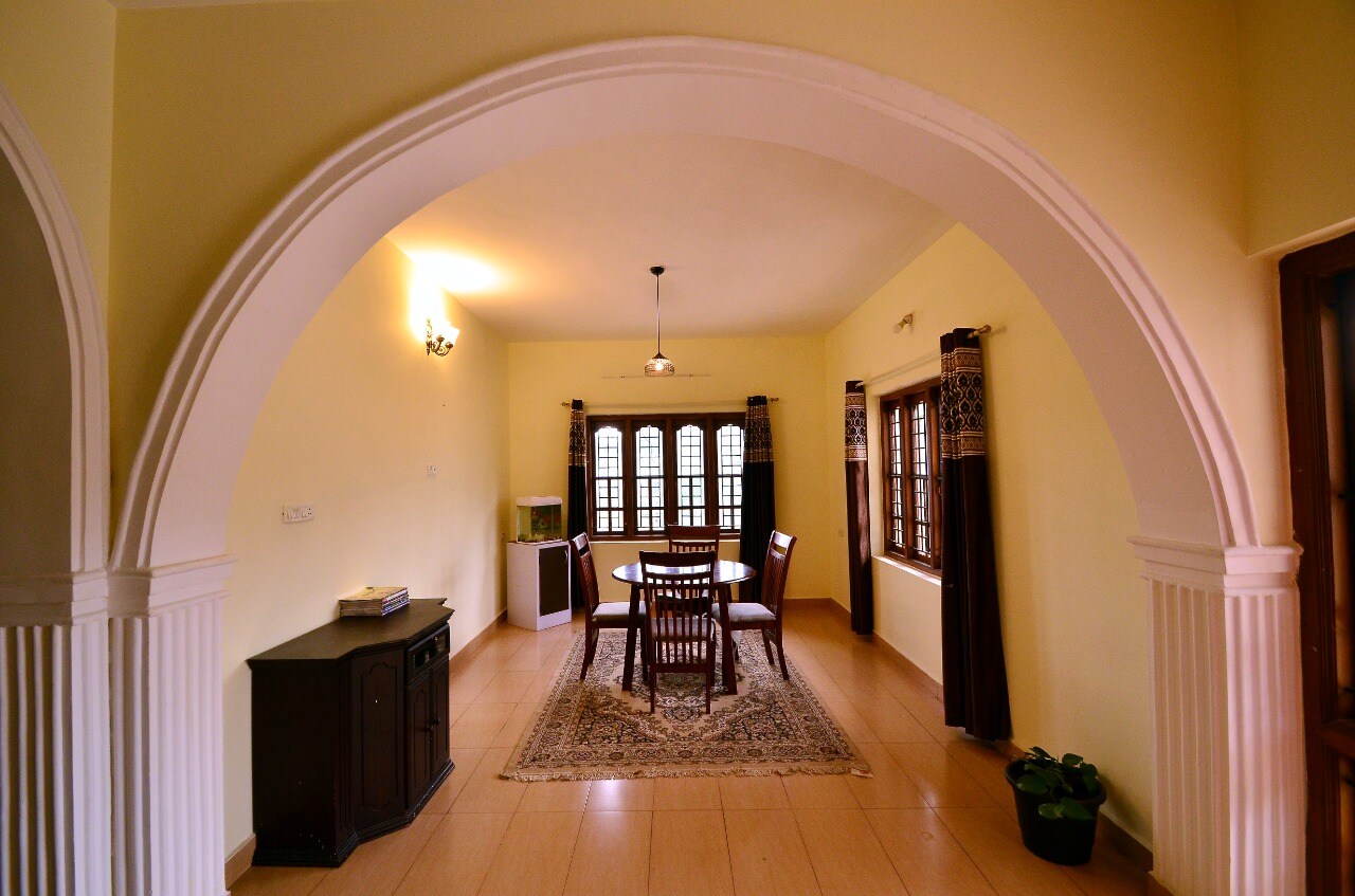 Sachin Stays 4BHK - Tap to explore photos