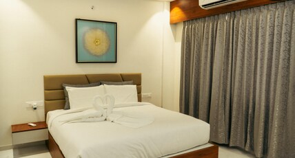 Snap Inn Rooms By The Buzz House Room Type - Deluxe Room