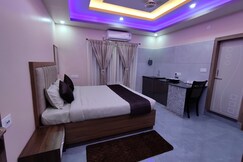 Himalayan Nest Karuna