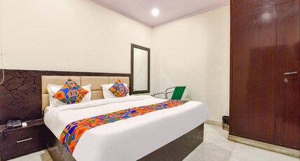 FabHotel Golden Leaf Mansarover Room Type - Deluxe Room