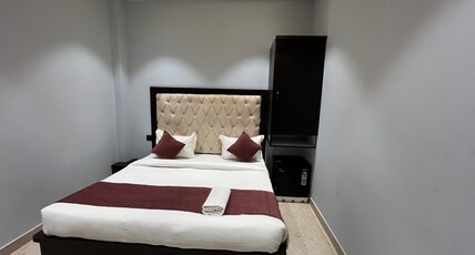 Asahi P Guest House Room Type - Deluxe 303