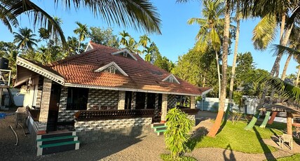 Dhanyapuri Waterfront Room Type - Deluxe Double Room