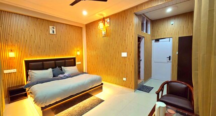 Prafull Hotel & Restaurant Room Type - Super Deluxe