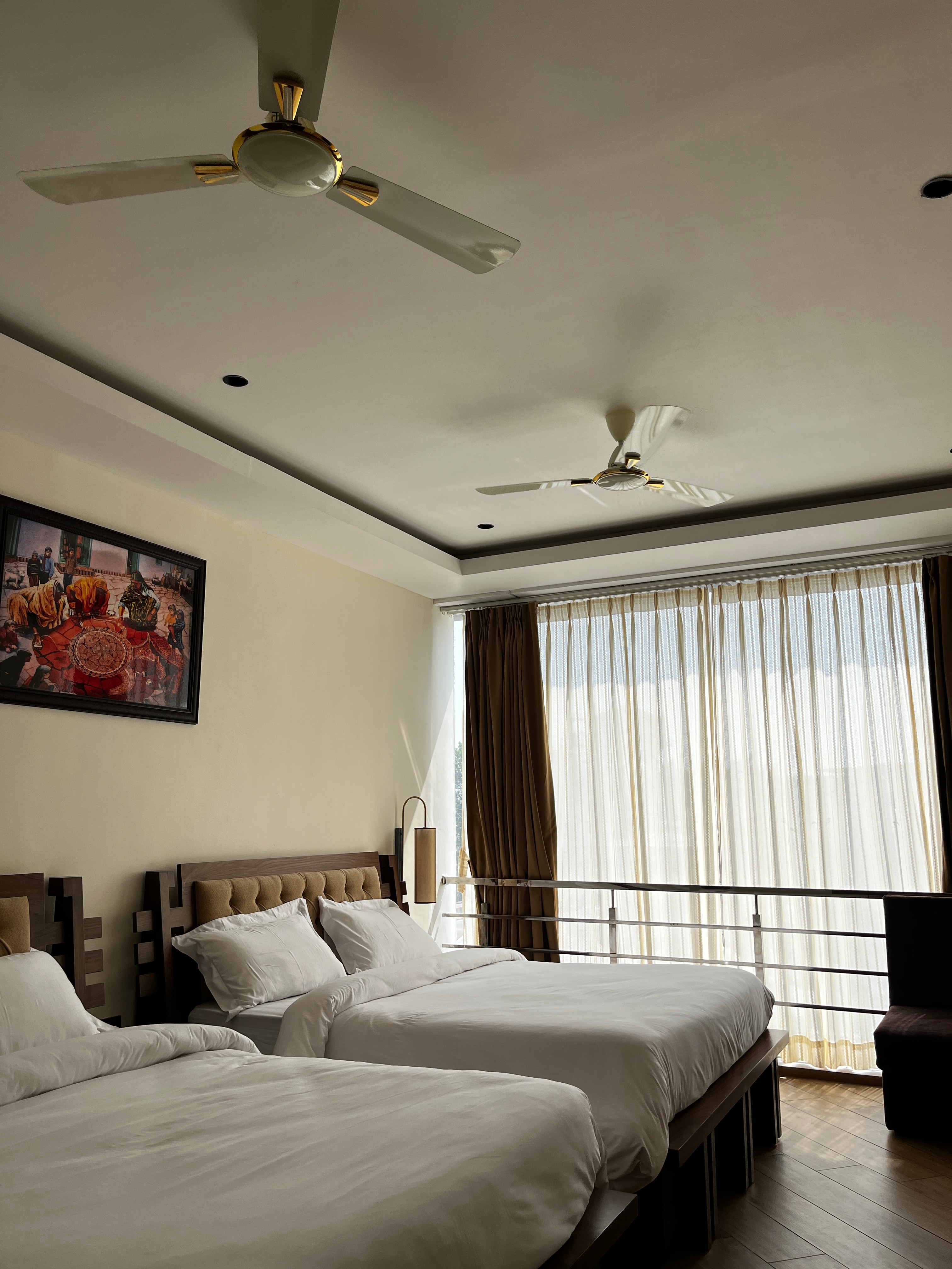 Hotel Buransh kathgodam - Tap to explore photos