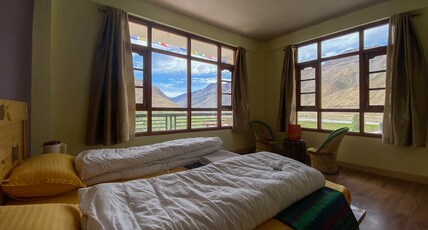 Osel  Rooms  Room Type - Super Deluxe Room