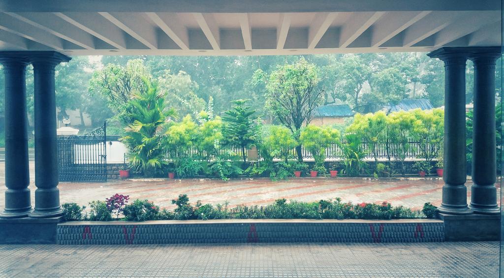 HOTEL RAJ REGENCY - Tap to explore photos