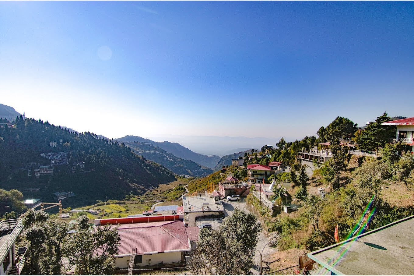 DALLAS EXPRESS HOTEL ( MUSSOORIE ) - Tap to explore photos