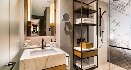 InterContinental Perth City Centre Room Type - 1 King Classic City View Club Lounge Access
