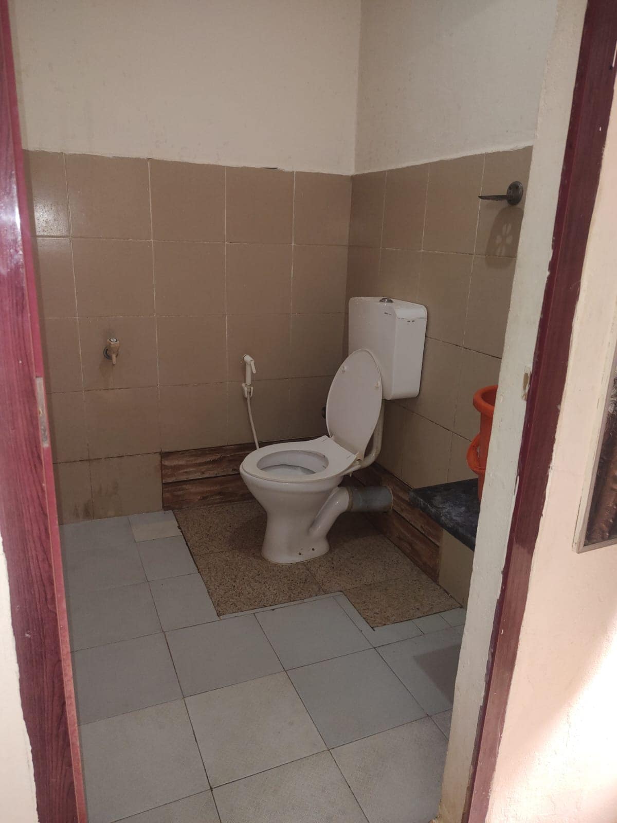 Yamuna Vihar Tourist Home - Tap to explore photos