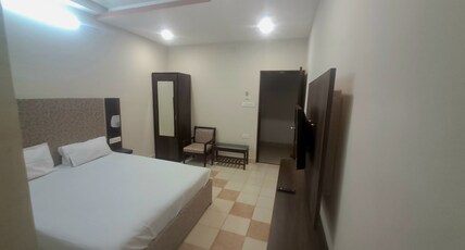The Centre Square Hotel Room Type - Deluxe Room