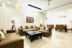 BluO 2BHK @ Greater Kailash | Lift Balcony Parking