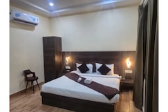 FabHotel Shubh Mangal Grand